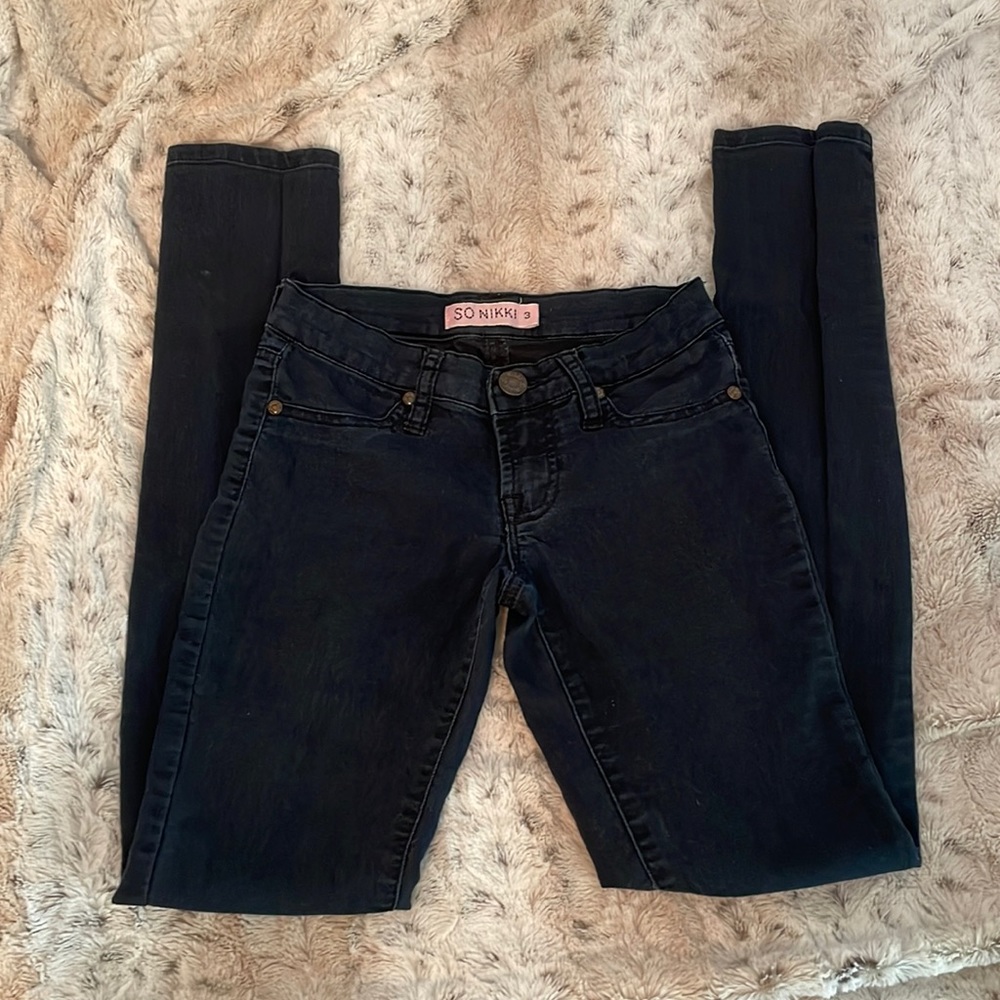 So Nikki size 3 light weight dark jeggings.